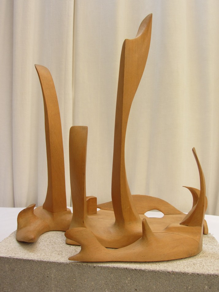 "Manhattan". 43X 37 cm.,  madera. 1985.