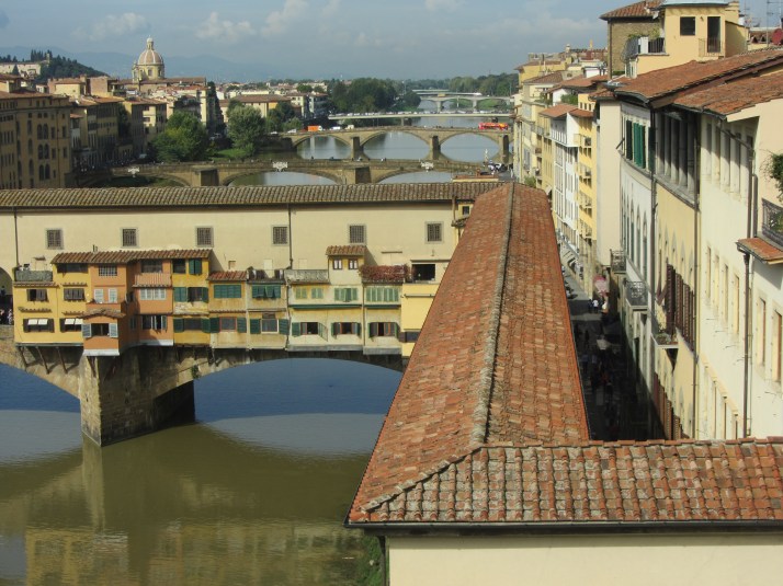 Ponte vecchio y el Corredor de Vasari. Foto: Bárbara.