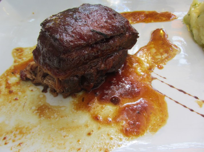 Travers de porc caramelicé. Foto: Bárbara