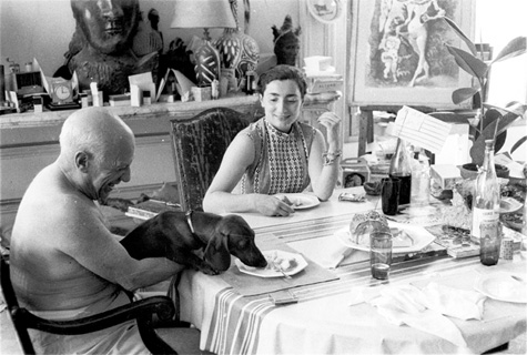 Picasso y su perro. Foto: D. Douglas Duncan.