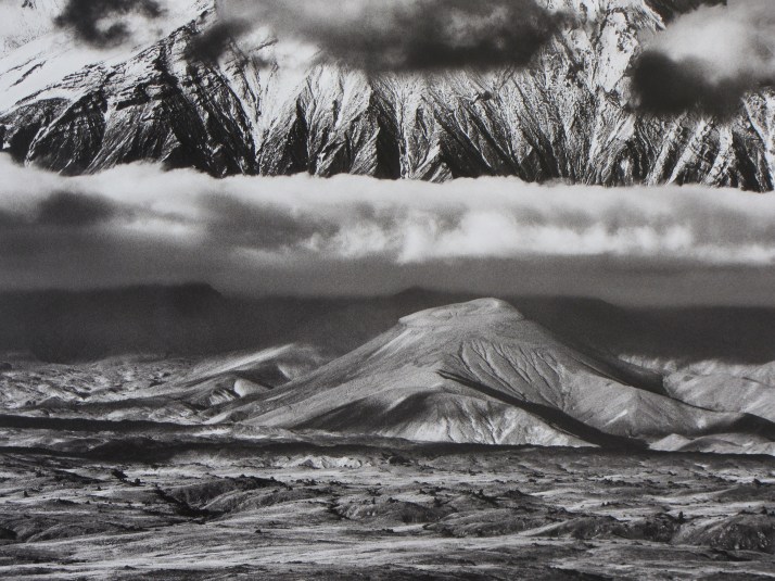Sebastiao Salgado : Volcán Kamen, península de Kamchaka, Rusia. 2006.