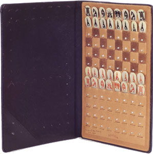 Juego de ajedrez de bolsillo diseñado por Duchamp